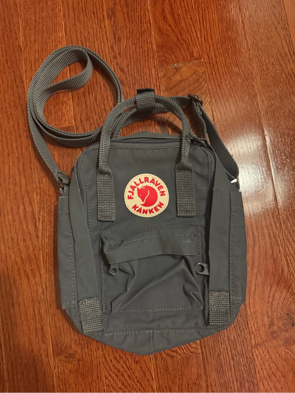 Fjallraven Kanken Sling Bag - Graphite